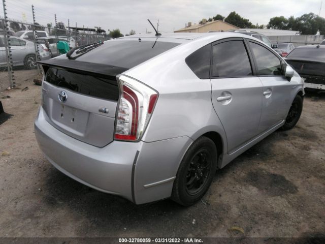 Photo 3 VIN: JTDKN3DU5D5641355 - TOYOTA PRIUS 