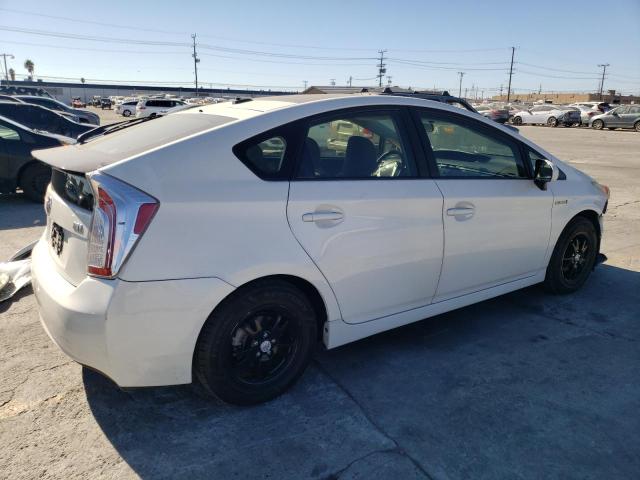 Photo 2 VIN: JTDKN3DU5D5696467 - TOYOTA PRIUS 