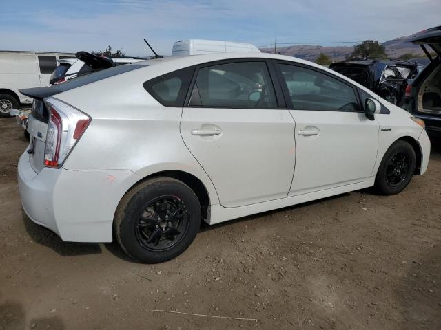 Photo 2 VIN: JTDKN3DU5E0365449 - TOYOTA PRIUS 