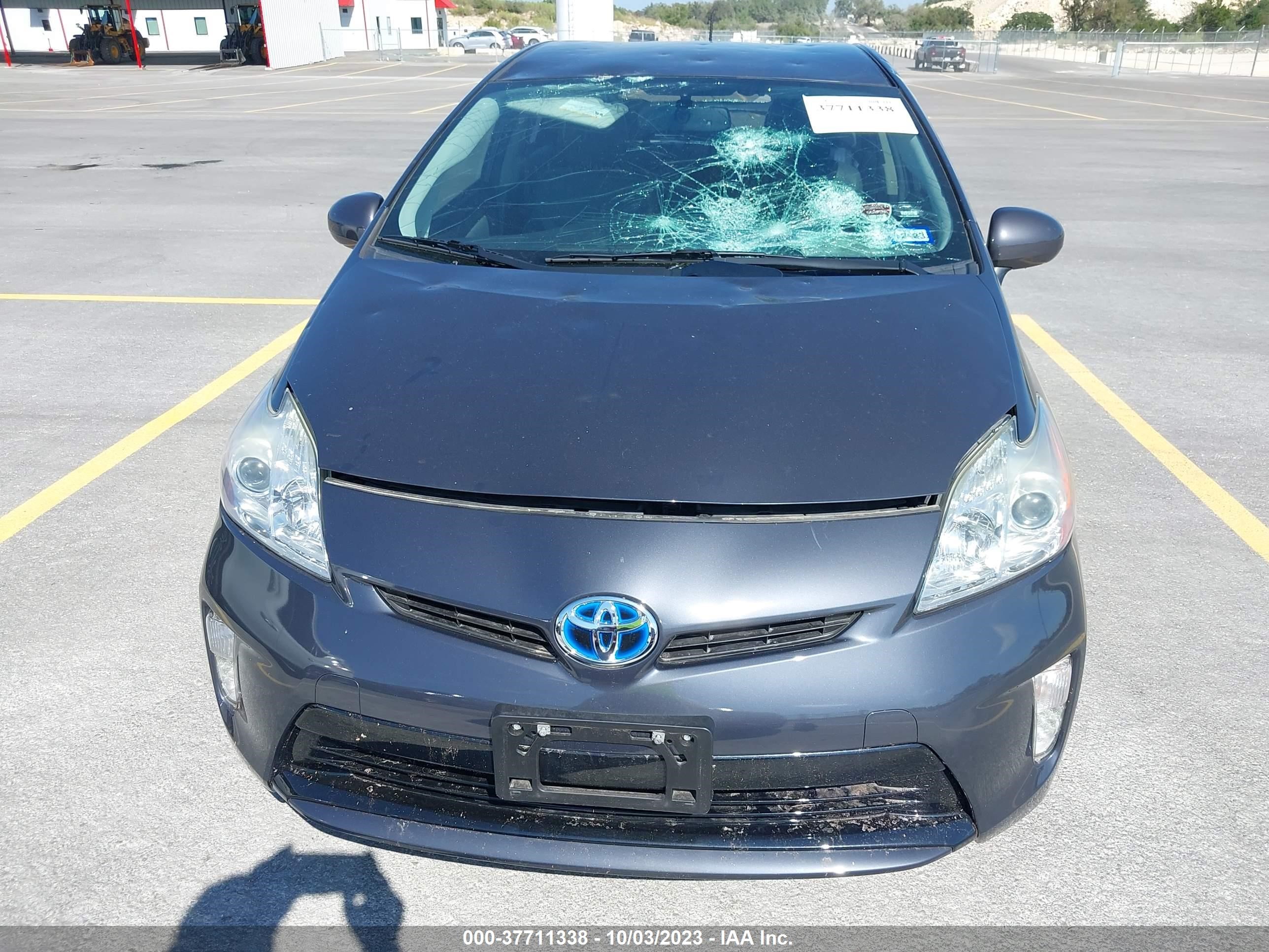 Photo 11 VIN: JTDKN3DU5E0367024 - TOYOTA PRIUS 