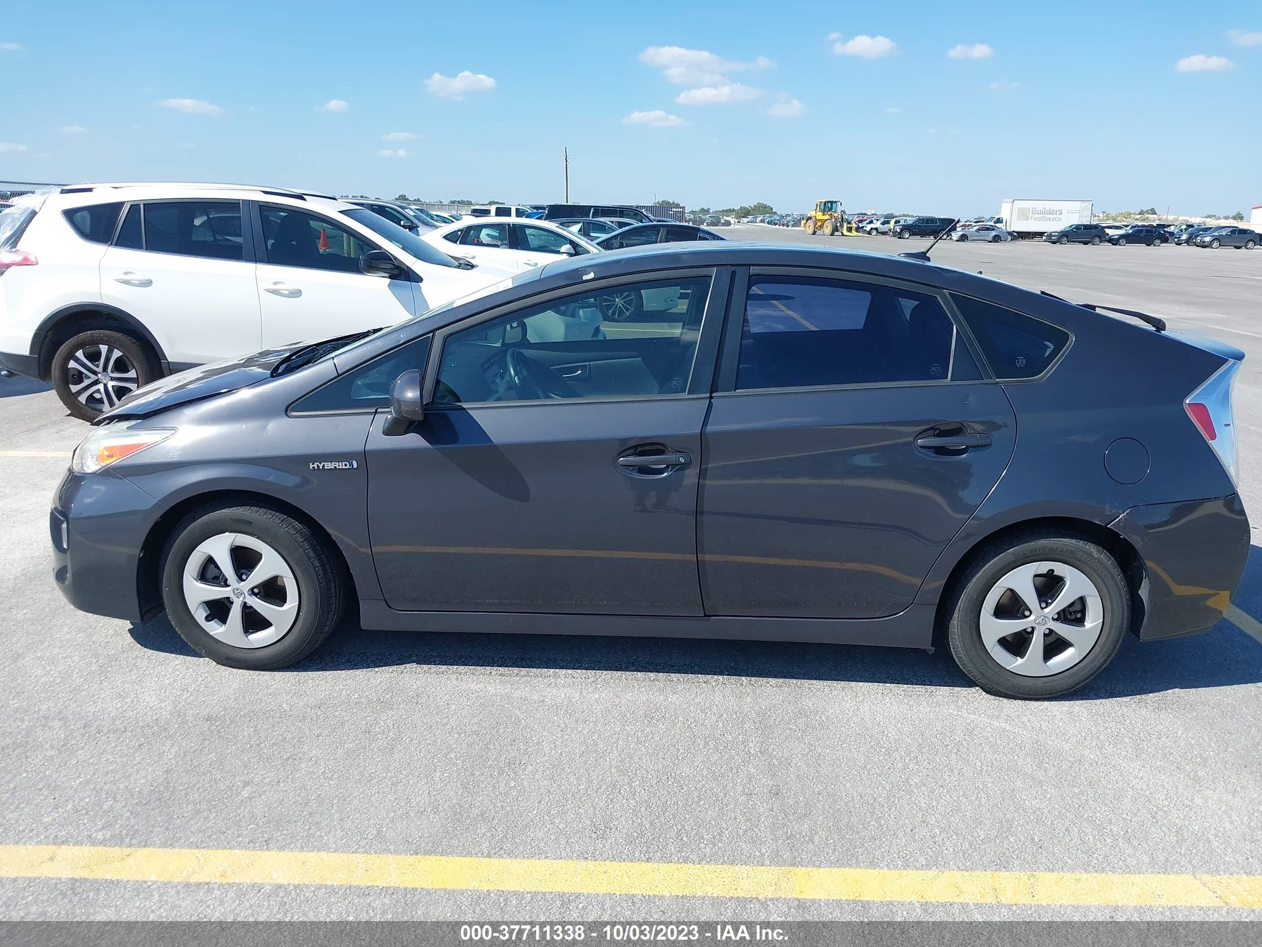 Photo 13 VIN: JTDKN3DU5E0367024 - TOYOTA PRIUS 