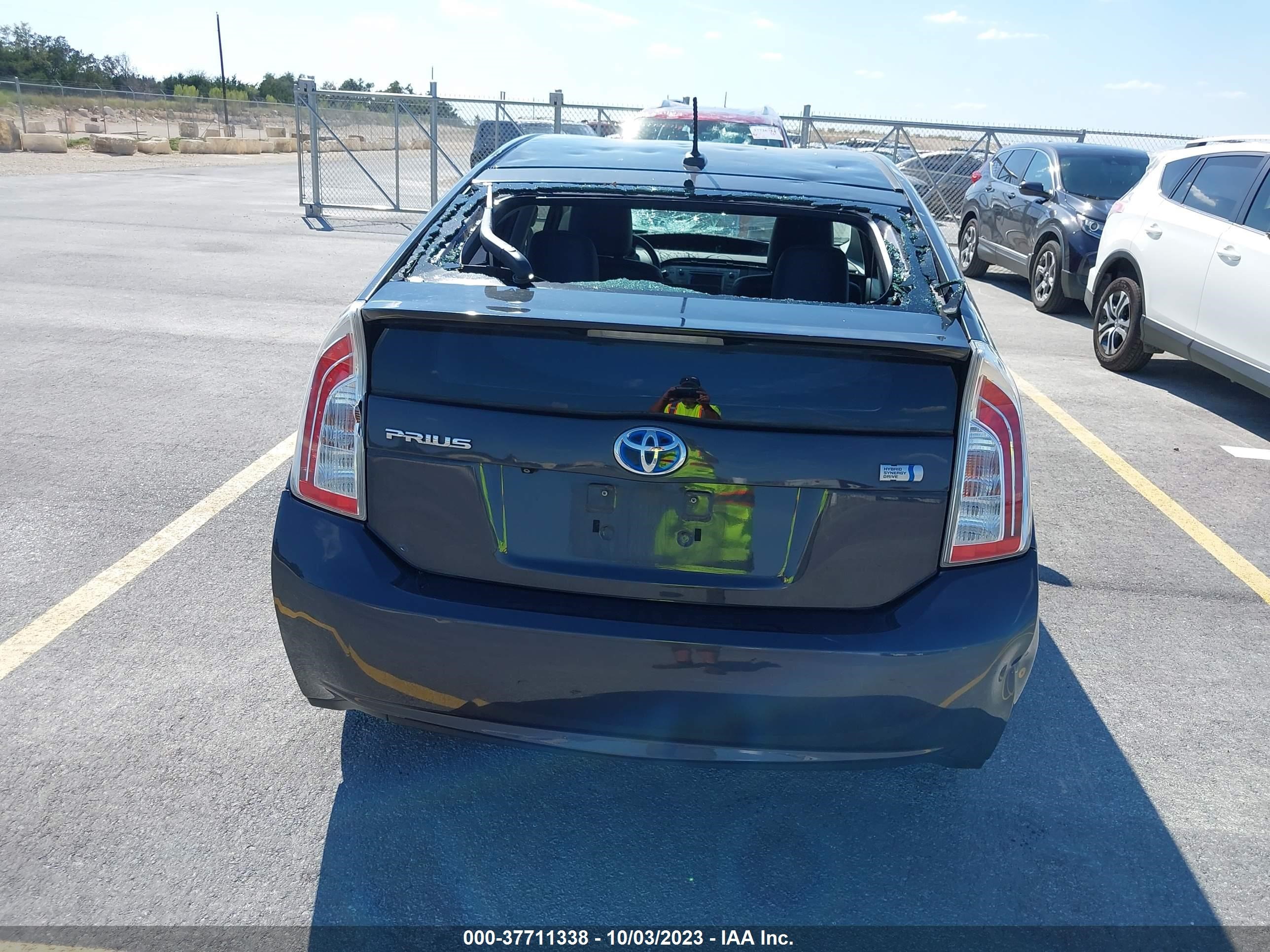 Photo 15 VIN: JTDKN3DU5E0367024 - TOYOTA PRIUS 