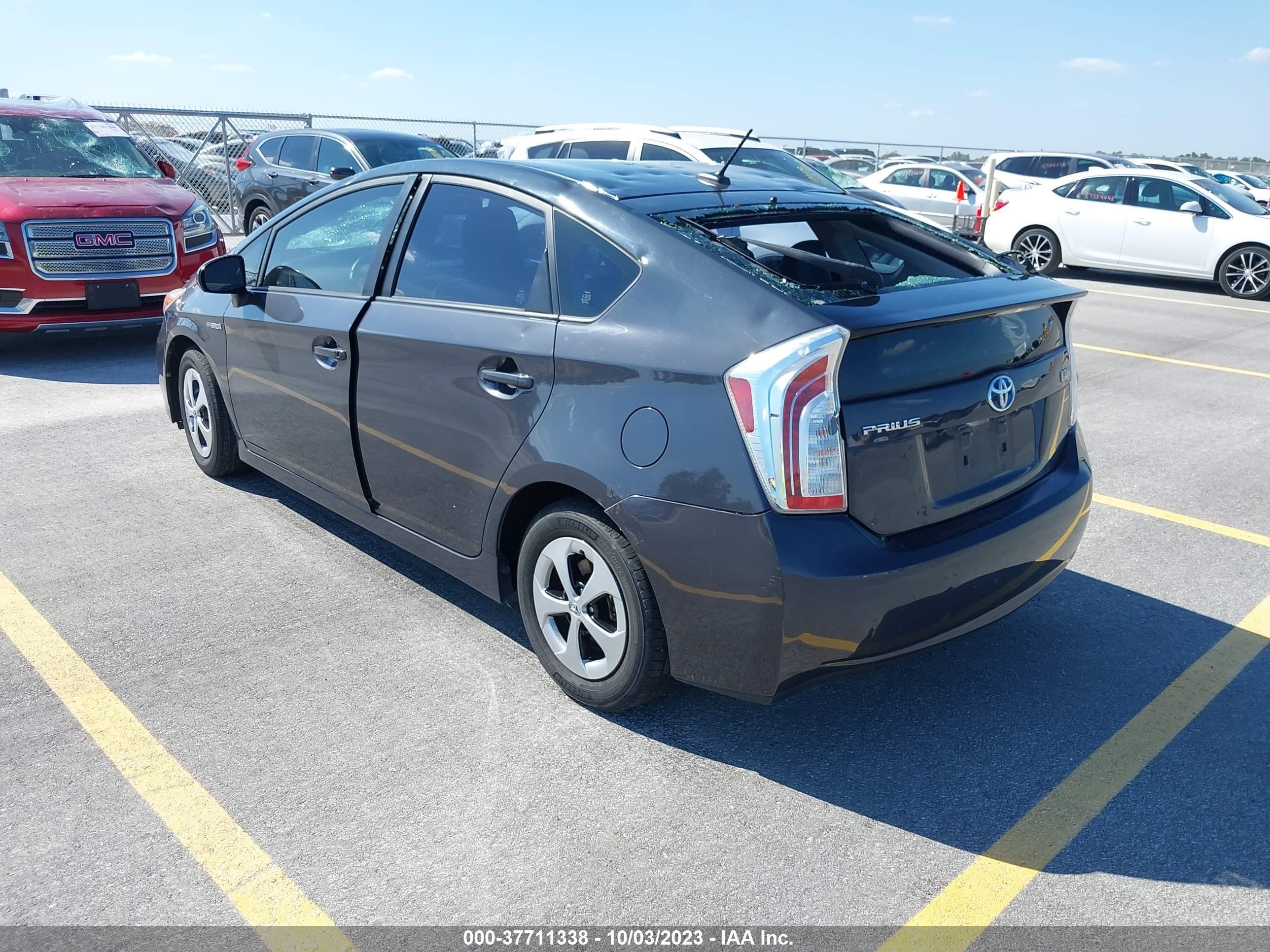 Photo 2 VIN: JTDKN3DU5E0367024 - TOYOTA PRIUS 