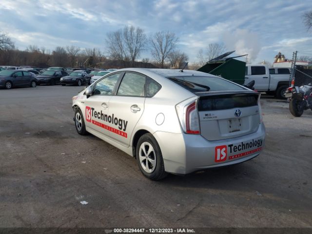 Photo 2 VIN: JTDKN3DU5E1747927 - TOYOTA PRIUS 