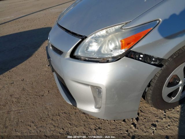 Photo 5 VIN: JTDKN3DU5E1762833 - TOYOTA PRIUS 