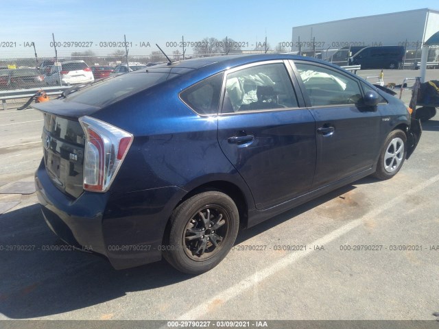 Photo 3 VIN: JTDKN3DU5E1770138 - TOYOTA PRIUS 