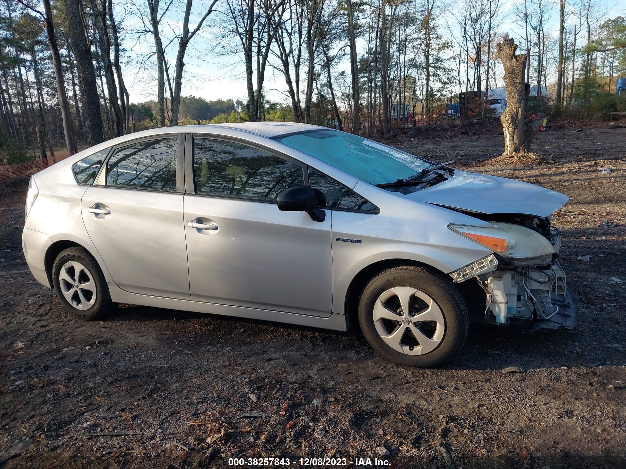 Photo 13 VIN: JTDKN3DU5F0394855 - TOYOTA PRIUS 