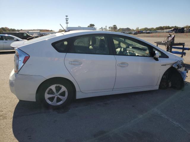 Photo 2 VIN: JTDKN3DU5F0429295 - TOYOTA PRIUS 