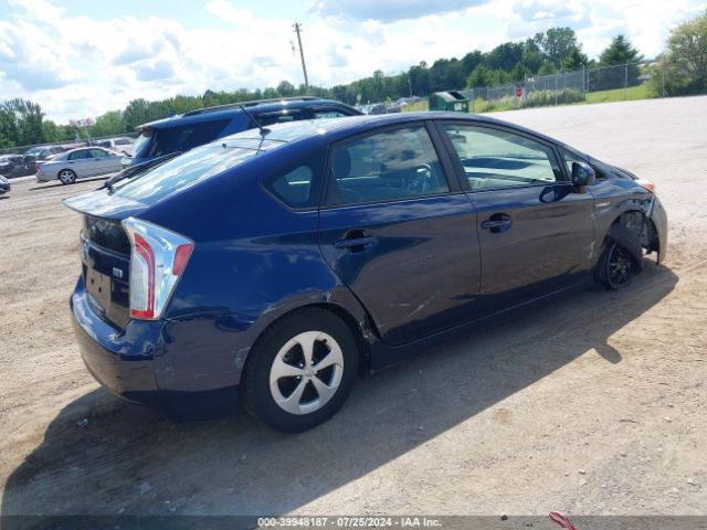 Photo 3 VIN: JTDKN3DU5F0451071 - TOYOTA PRIUS 