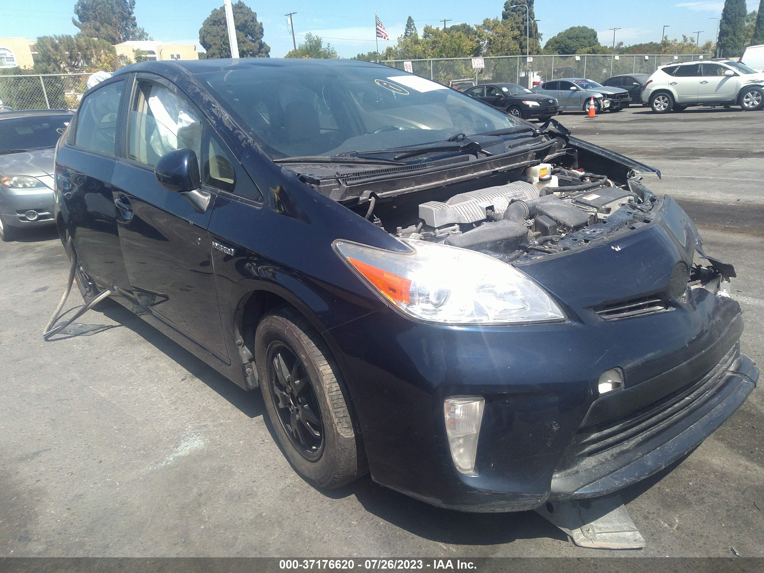 Photo 0 VIN: JTDKN3DU5F0470073 - TOYOTA PRIUS 