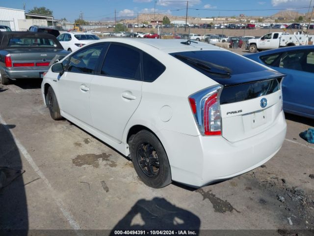 Photo 2 VIN: JTDKN3DU5F0484393 - TOYOTA PRIUS 