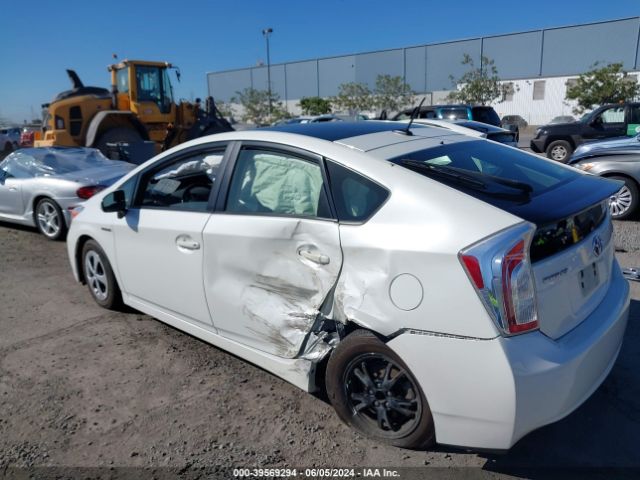 Photo 2 VIN: JTDKN3DU5F1900565 - TOYOTA PRIUS 