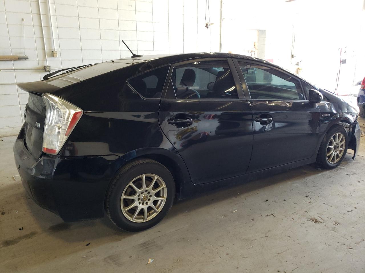 Photo 2 VIN: JTDKN3DU6A0013622 - TOYOTA PRIUS 