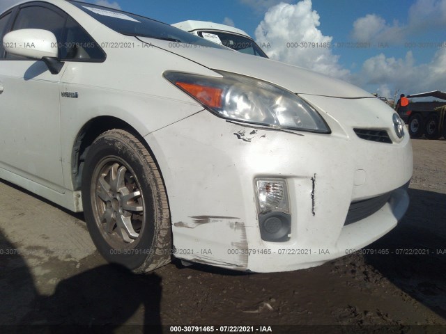 Photo 5 VIN: JTDKN3DU6A0043493 - TOYOTA PRIUS 