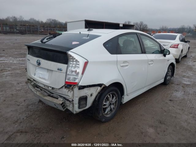 Photo 3 VIN: JTDKN3DU6A0045549 - TOYOTA PRIUS 