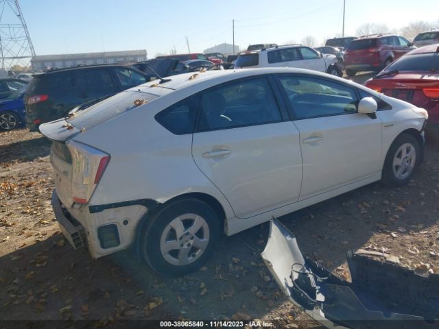 Photo 3 VIN: JTDKN3DU6A0124350 - TOYOTA PRIUS 