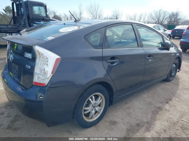 Photo 3 VIN: JTDKN3DU6A0189635 - TOYOTA PRIUS 