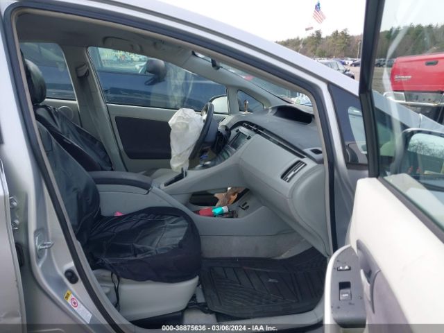 Photo 4 VIN: JTDKN3DU6B1365434 - TOYOTA PRIUS 