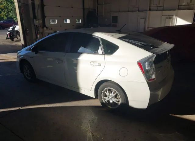 Photo 2 VIN: JTDKN3DU6B5325119 - TOYOTA PRIUS 