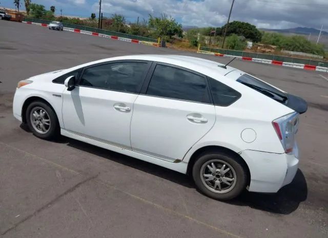 Photo 2 VIN: JTDKN3DU6B5333933 - TOYOTA PRIUS 