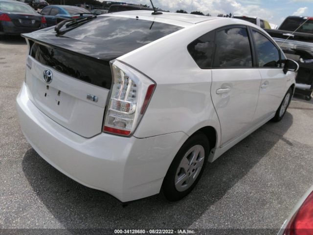 Photo 3 VIN: JTDKN3DU6B5335228 - TOYOTA PRIUS 