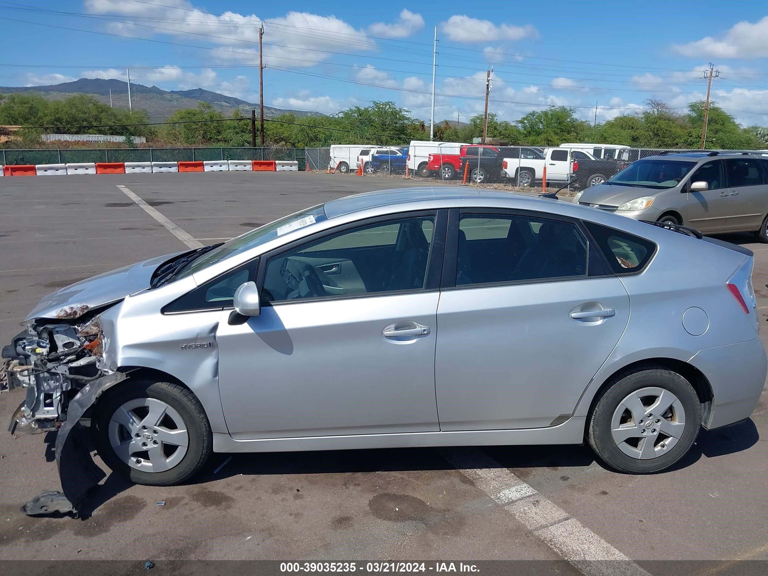 Photo 14 VIN: JTDKN3DU6B5348464 - TOYOTA PRIUS 