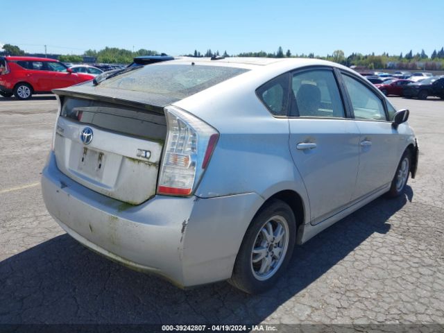 Photo 3 VIN: JTDKN3DU6B5360288 - TOYOTA PRIUS 