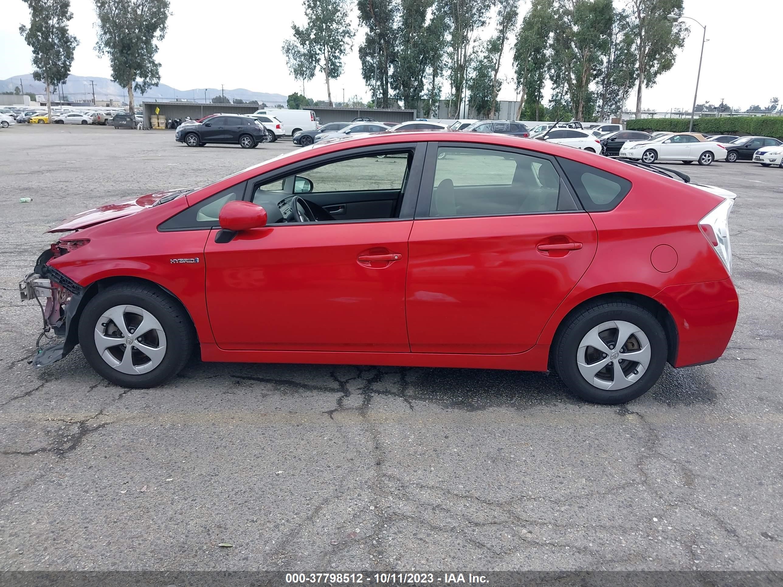 Photo 14 VIN: JTDKN3DU6C1556272 - TOYOTA PRIUS 