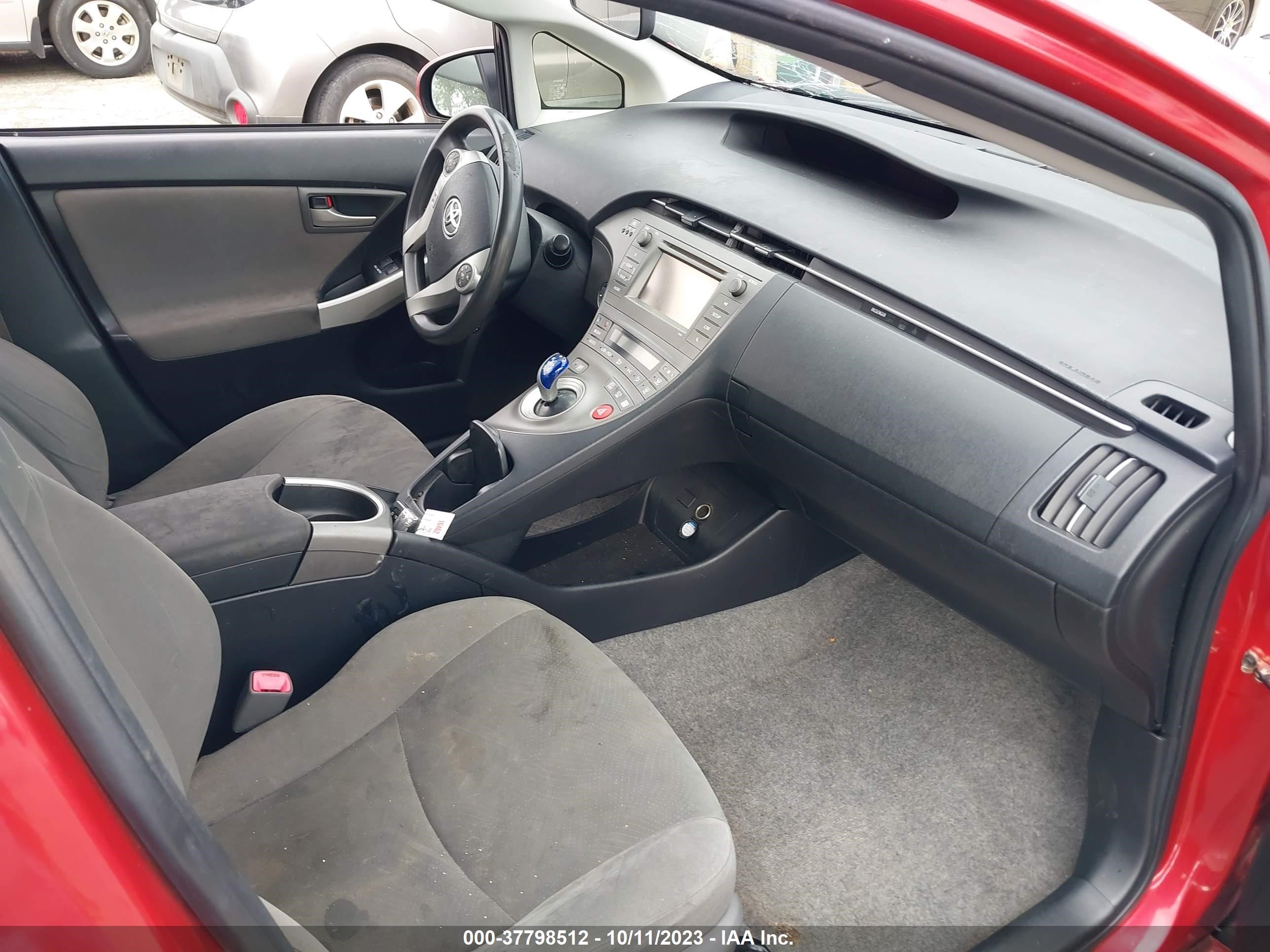 Photo 4 VIN: JTDKN3DU6C1556272 - TOYOTA PRIUS 