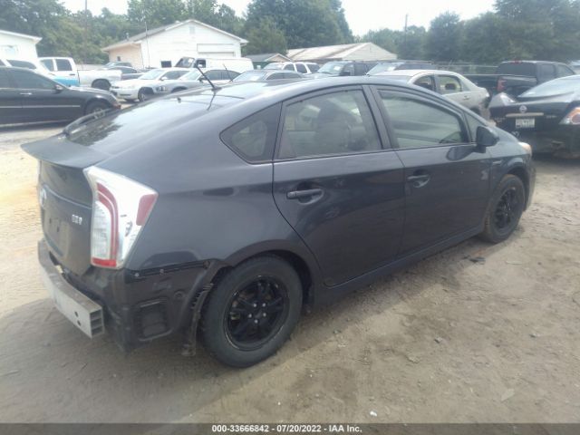 Photo 3 VIN: JTDKN3DU6C1613067 - TOYOTA PRIUS 