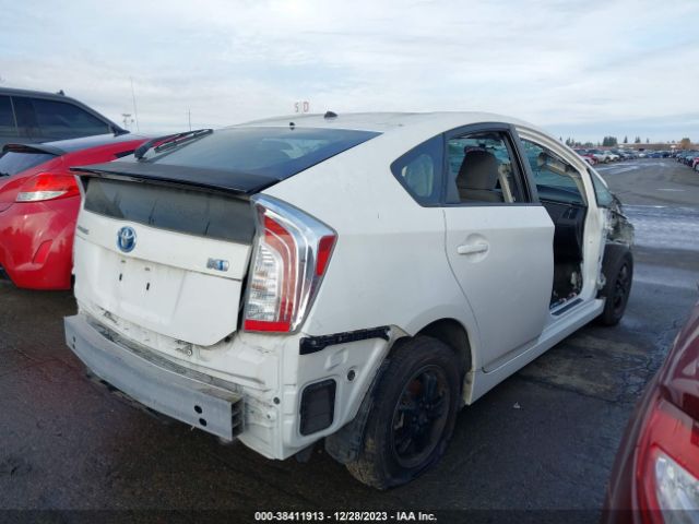 Photo 3 VIN: JTDKN3DU6C5455368 - TOYOTA PRIUS 