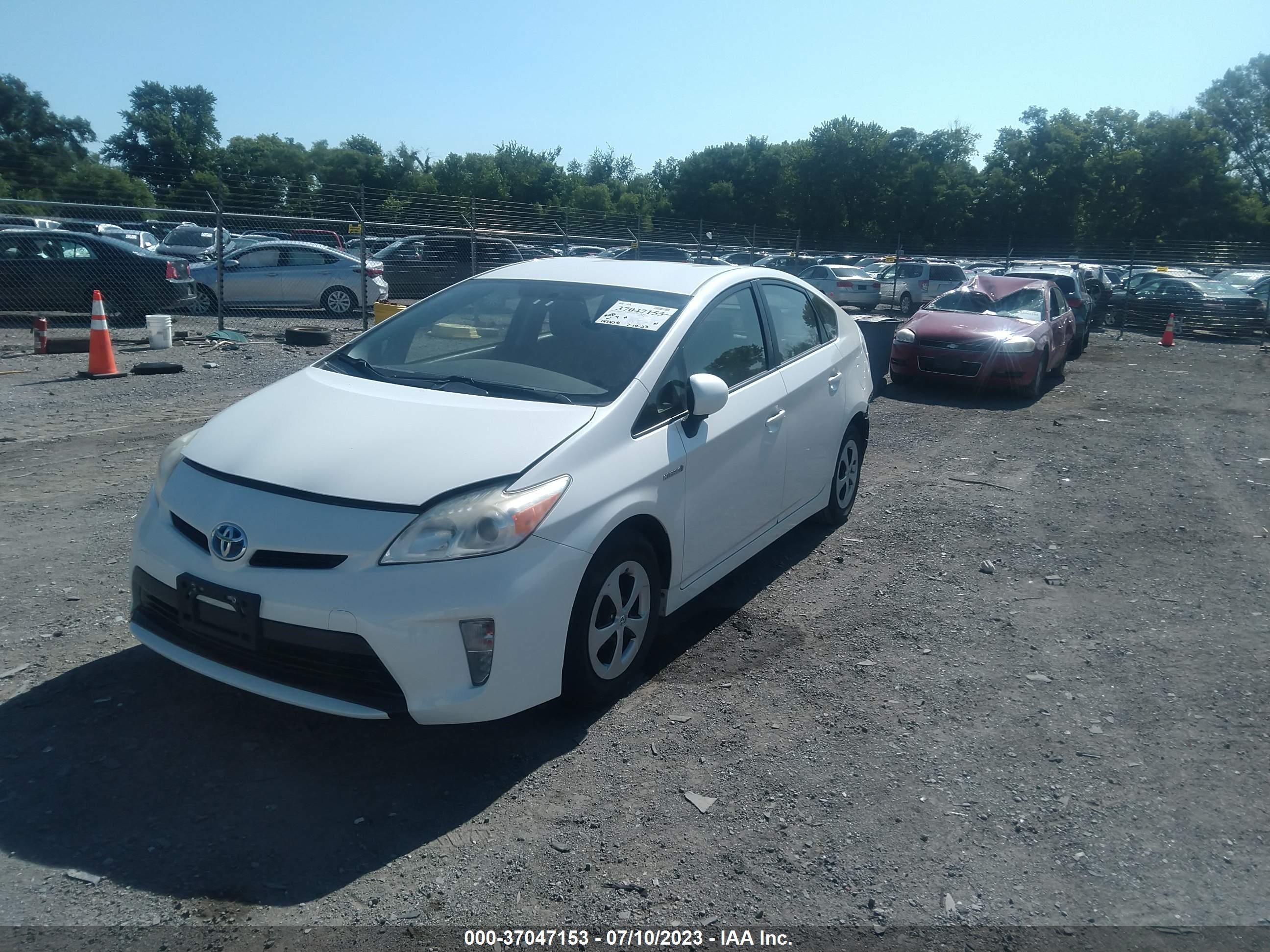 Photo 1 VIN: JTDKN3DU6C5460456 - TOYOTA PRIUS 