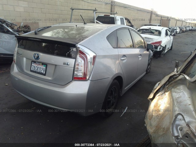 Photo 3 VIN: JTDKN3DU6D0340154 - TOYOTA PRIUS 