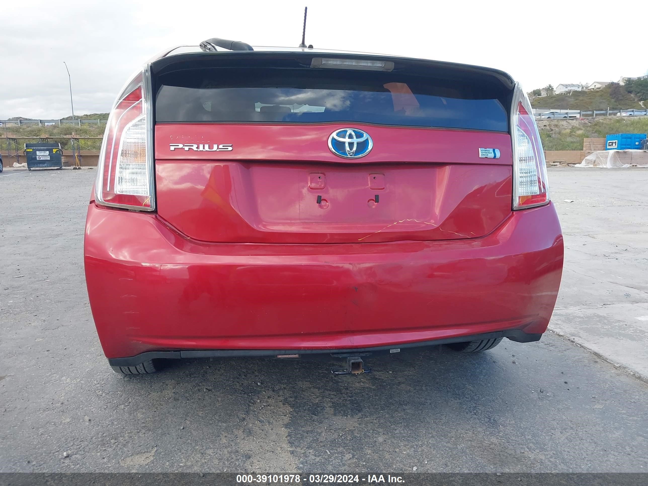 Photo 5 VIN: JTDKN3DU6D1651223 - TOYOTA PRIUS 