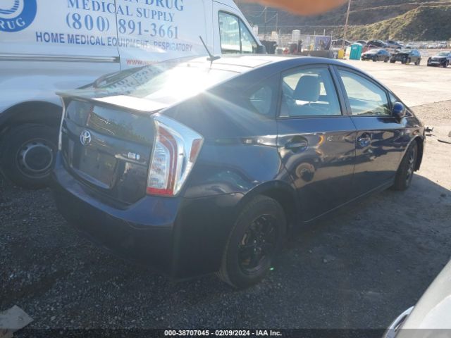 Photo 3 VIN: JTDKN3DU6D1708827 - TOYOTA PRIUS 