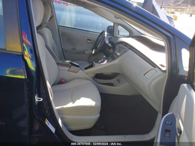 Photo 4 VIN: JTDKN3DU6D1708827 - TOYOTA PRIUS 