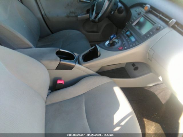 Photo 4 VIN: JTDKN3DU6D1732268 - TOYOTA PRIUS 