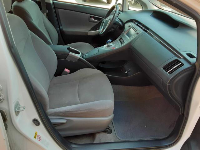 Photo 4 VIN: JTDKN3DU6D5577794 - TOYOTA PRIUS 