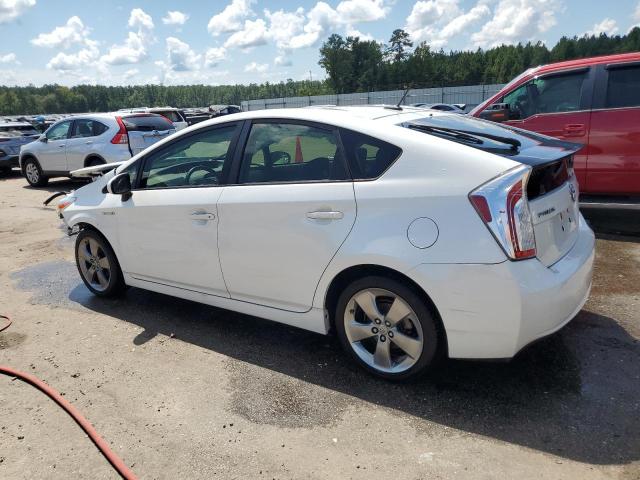 Photo 1 VIN: JTDKN3DU6D5586589 - TOYOTA PRIUS 