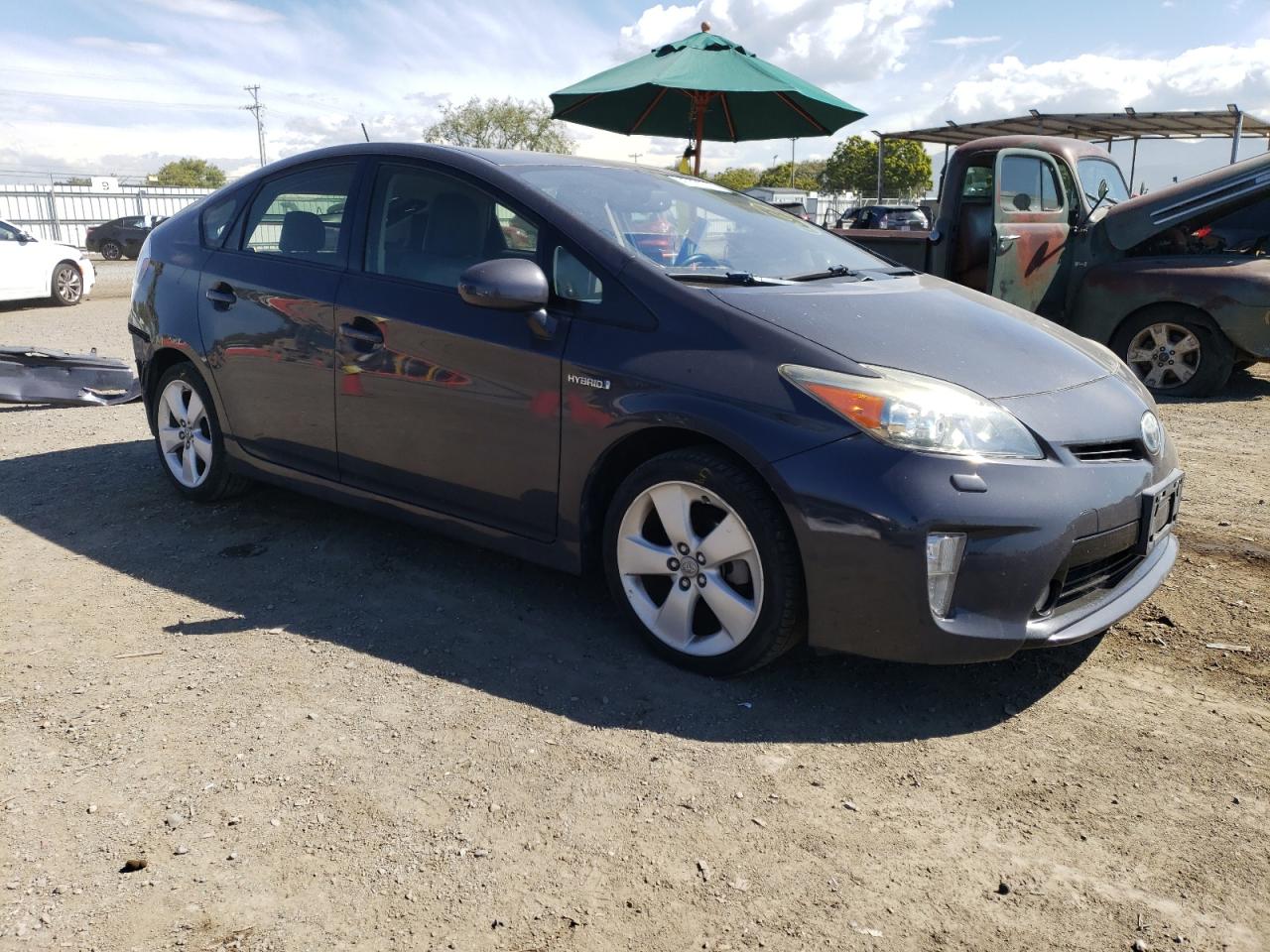 Photo 3 VIN: JTDKN3DU6D5697904 - TOYOTA PRIUS 