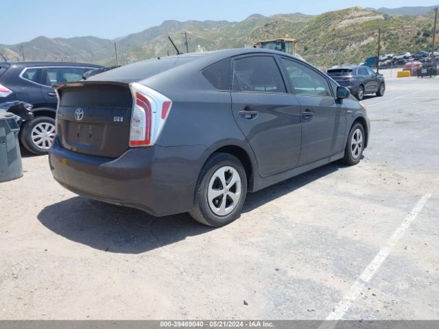 Photo 3 VIN: JTDKN3DU6E0370725 - TOYOTA PRIUS 