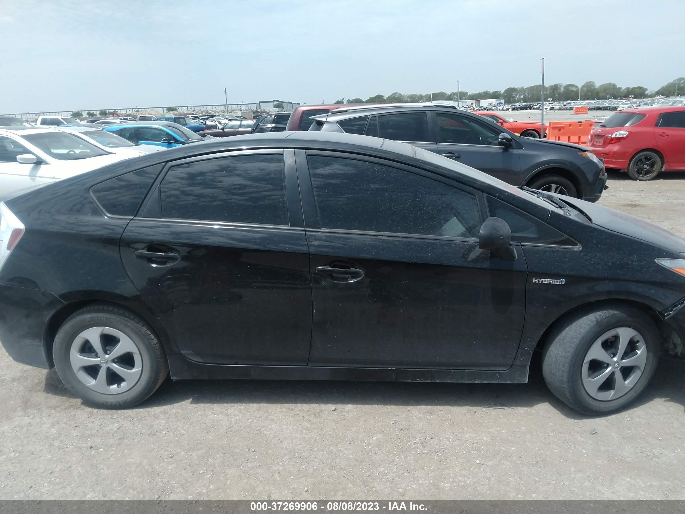 Photo 12 VIN: JTDKN3DU6E1764395 - TOYOTA PRIUS 