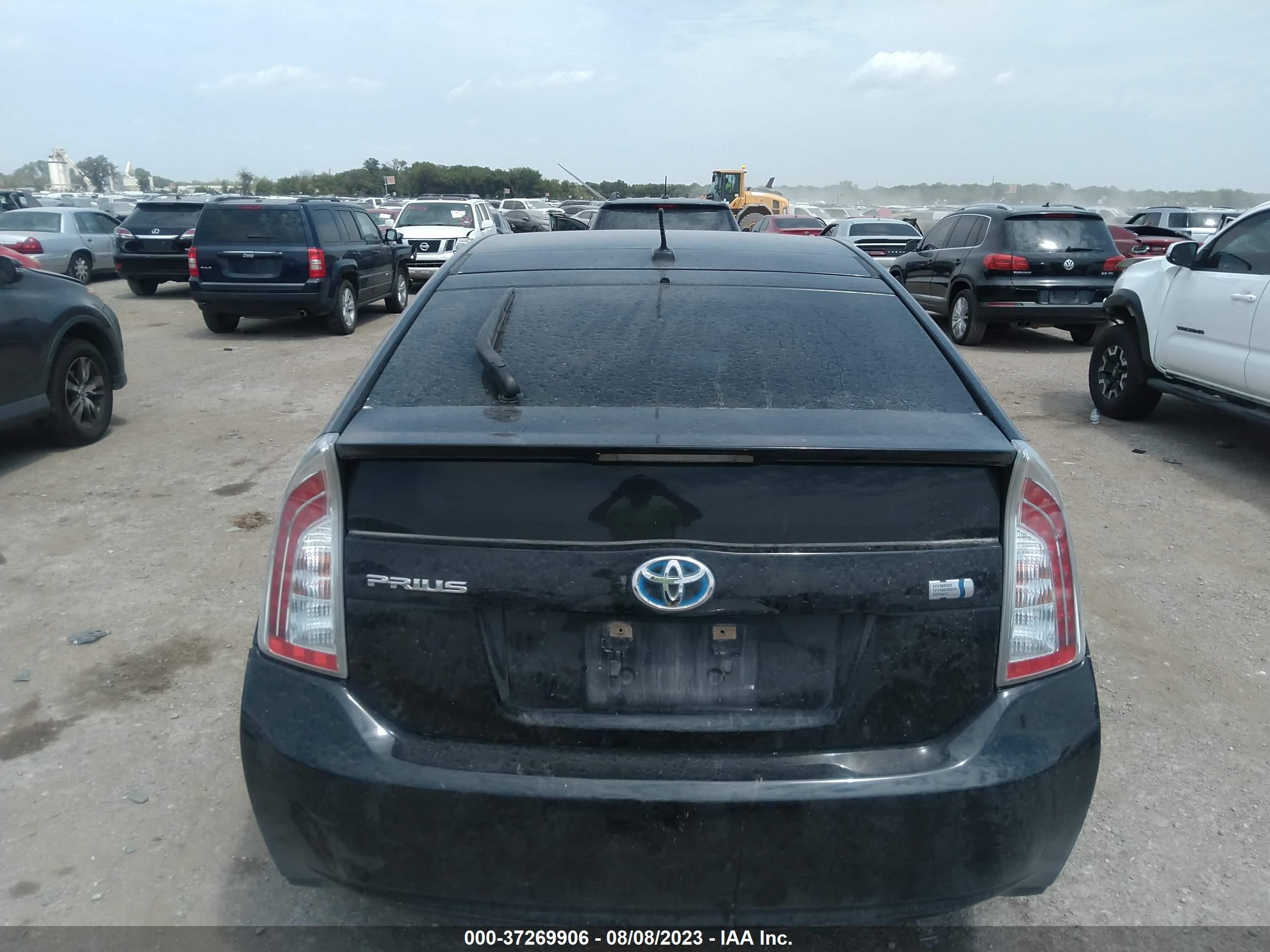 Photo 15 VIN: JTDKN3DU6E1764395 - TOYOTA PRIUS 