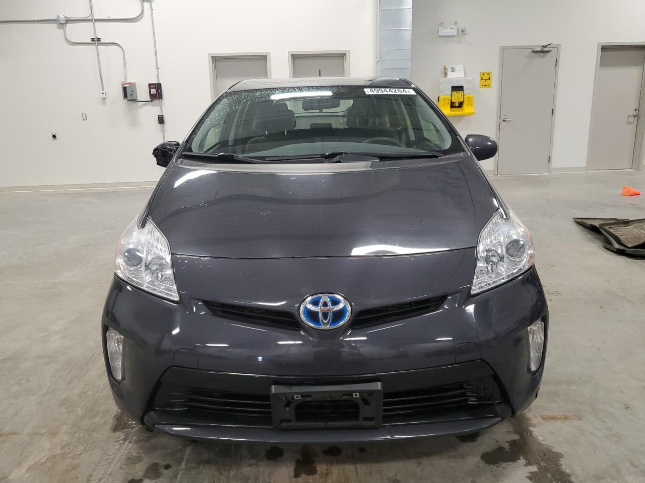 Photo 4 VIN: JTDKN3DU6F0401344 - TOYOTA PRIUS 