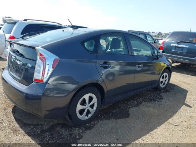 Photo 3 VIN: JTDKN3DU6F0408617 - TOYOTA PRIUS 