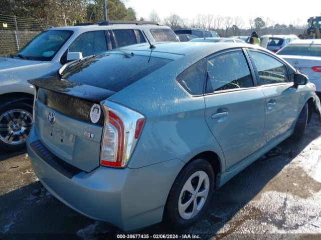 Photo 3 VIN: JTDKN3DU6F1948320 - TOYOTA PRIUS 