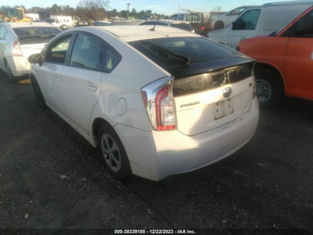 Photo 2 VIN: JTDKN3DU6F1951668 - TOYOTA PRIUS 