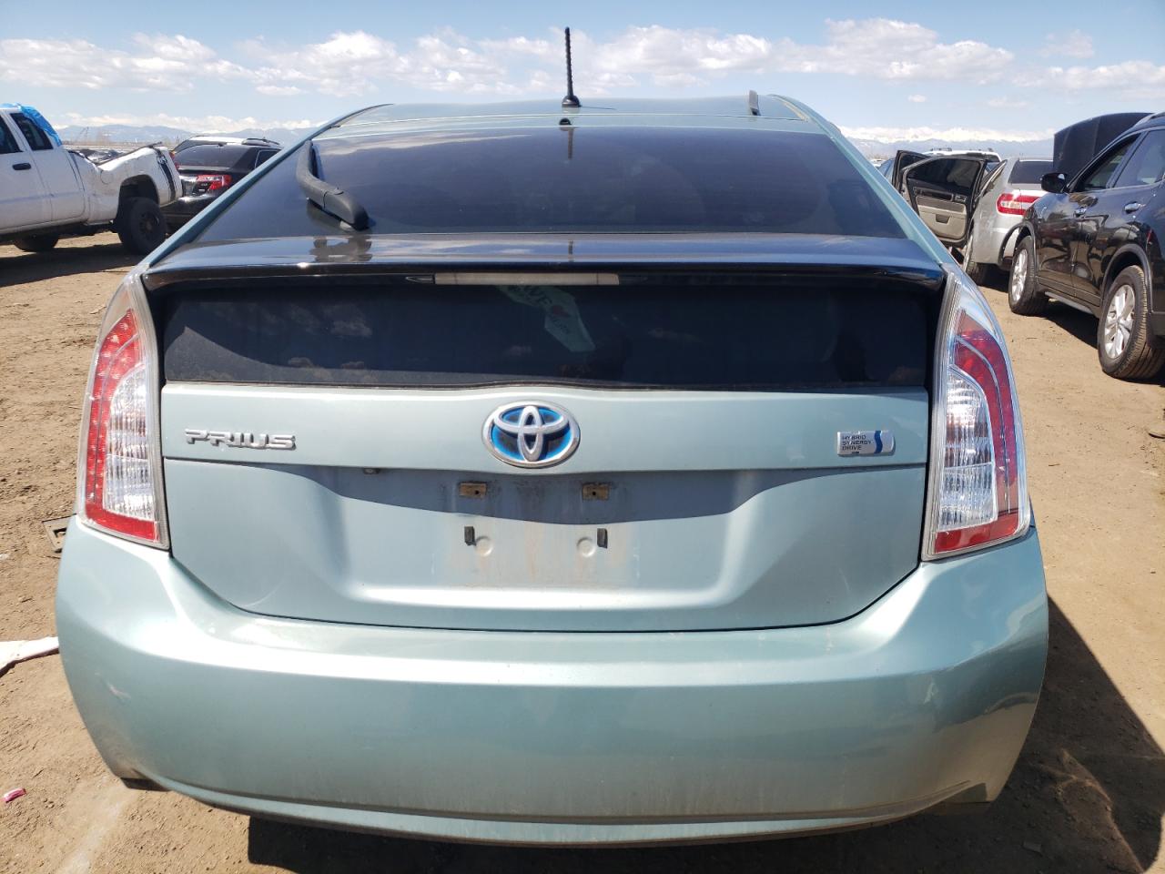 Photo 5 VIN: JTDKN3DU6F2003555 - TOYOTA PRIUS 