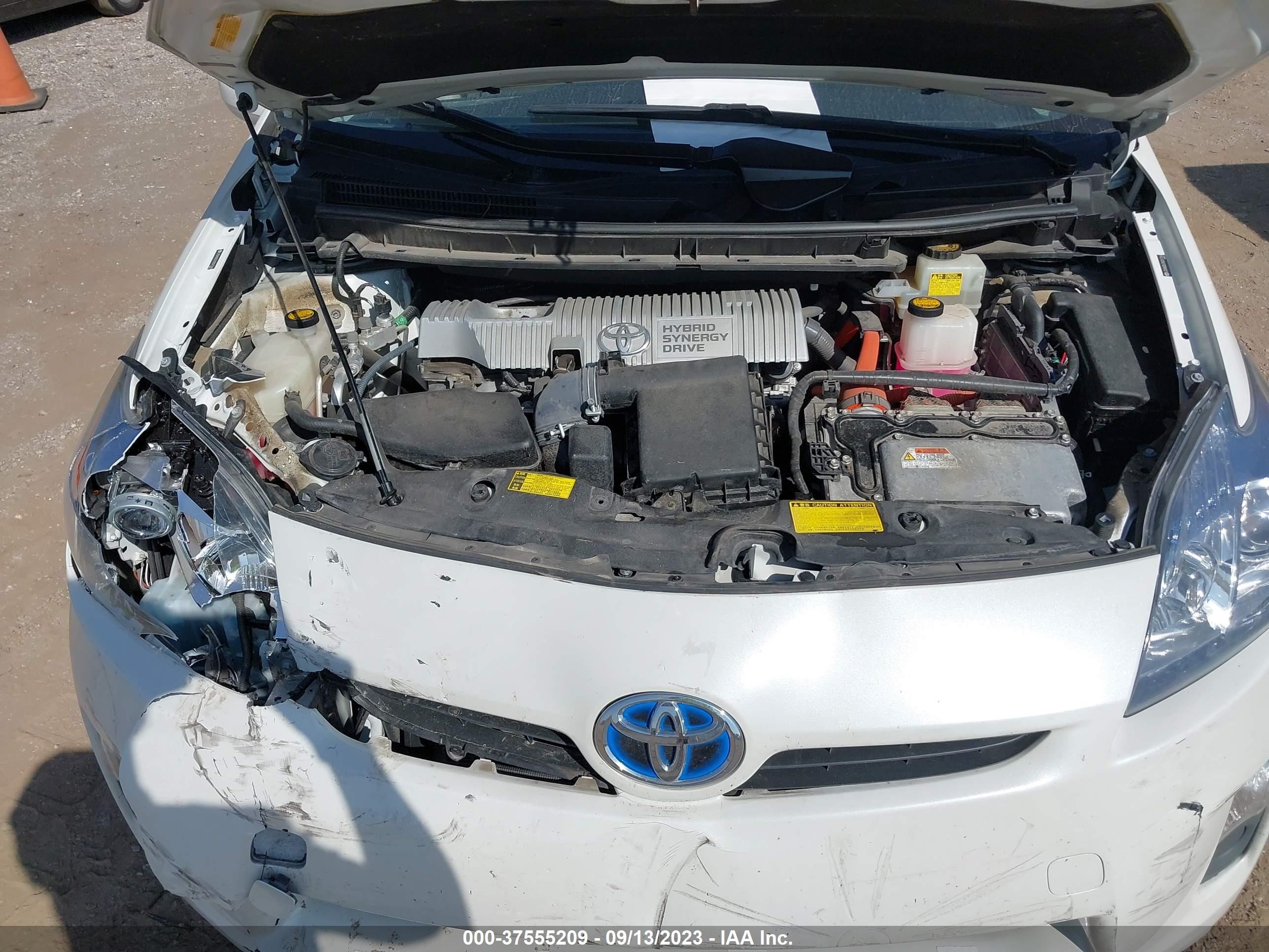 Photo 9 VIN: JTDKN3DU7A0017064 - TOYOTA PRIUS 