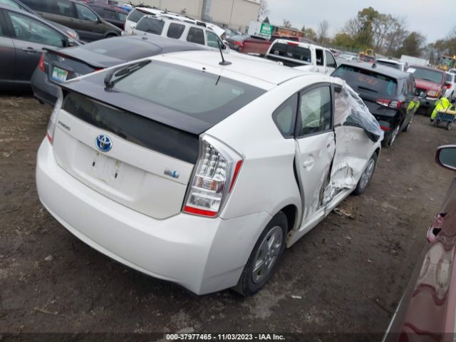 Photo 3 VIN: JTDKN3DU7A0040201 - TOYOTA PRIUS 